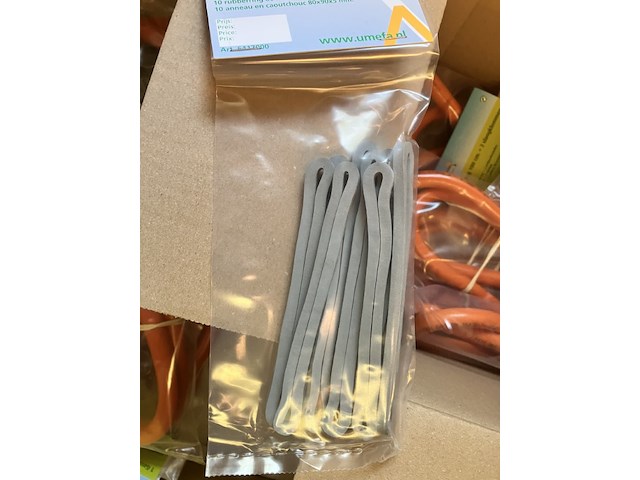 9 x zak met elk 10 rubberen ringen campking 80 x 90 x 5 mm - afbeelding 1 van  5