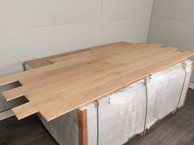 90 m2 multiplank xl eiken parket - 1230 x 150 x 14 mm - afbeelding 3 van  4