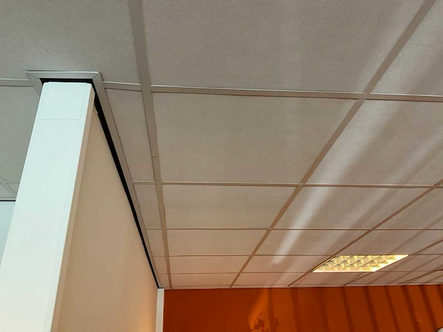 90 m2 systeemplafond - afbeelding 5 van  17