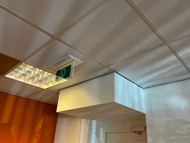 90 m2 systeemplafond - afbeelding 6 van  17