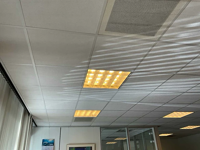 90 m2 systeemplafond - afbeelding 14 van  17