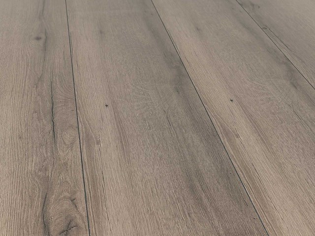 91 m2 laminaat plank - 1285 x 241 x 9 mm - afbeelding 1 van  4