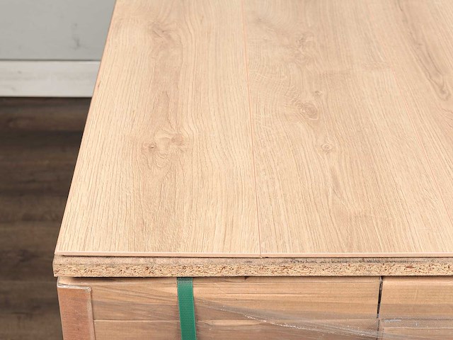 91 m2 laminaat plank - 1383 x 193 x 8 mm - afbeelding 2 van  4