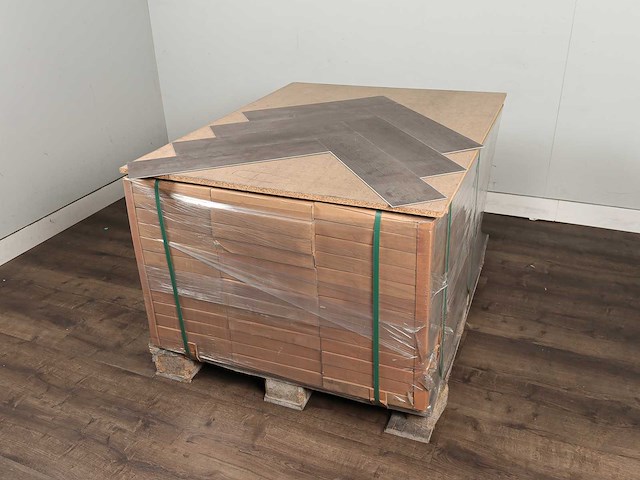 91 m2 pvc spc click visgraat - 610 x 150 x 4 mm - afbeelding 4 van  4