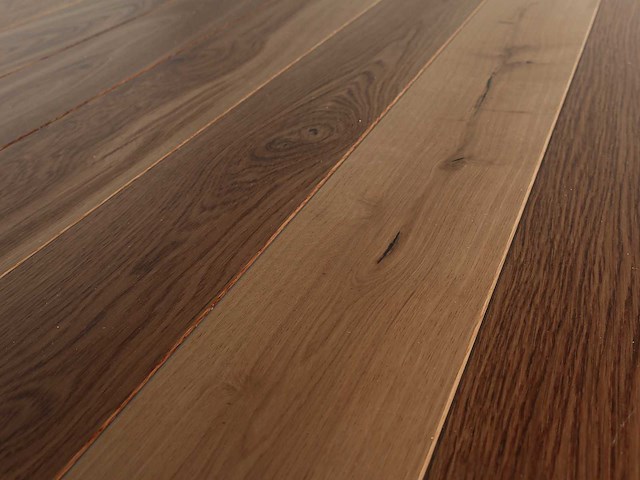 93 m2 parket eiken multiplank - 1092 x 130 x 14 mm - afbeelding 1 van  4