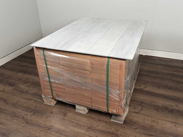 94 m2 pvc click plank met xps onderlaag - 1290 x 203 x 5,5 mm - afbeelding 4 van  4