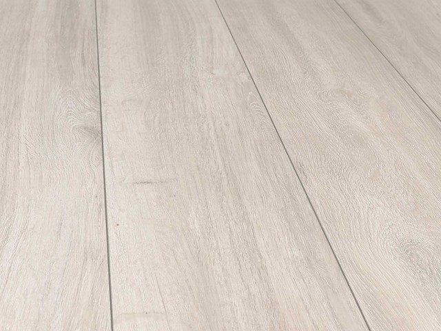 95 m2 laminaat plank - 1288 x 245 x 8 mm - afbeelding 1 van  4