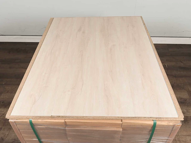95 m2 pvc spc click plank met xps onderlaag - 1220 x 228 x 5 mm - afbeelding 3 van  4
