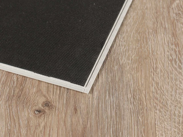 95 m2 pvc spc click plank met xps onderlaag - 1220 x 228 x 5 mm - afbeelding 4 van  4