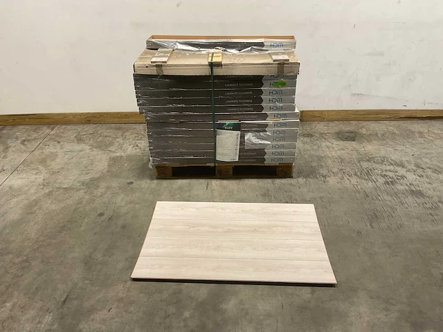 95,1m² purity glow acacia grijs laminaatvloer - afbeelding 1 van  12