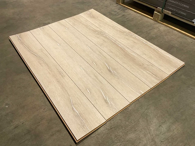 95,1m² purity glow gelakt eiken laminaatvloer - afbeelding 11 van  12