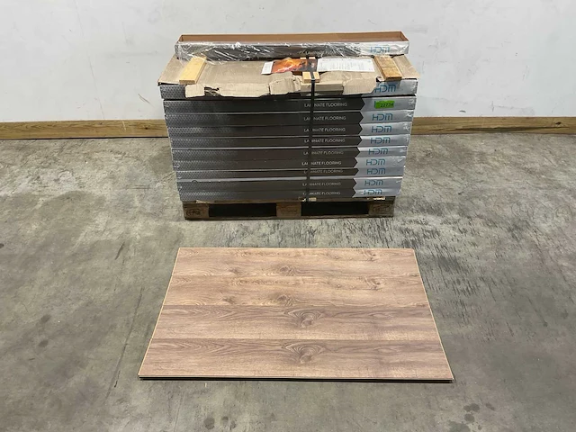 95,1m² purity pulse rustiek eiken laminaatvloer - afbeelding 1 van  11