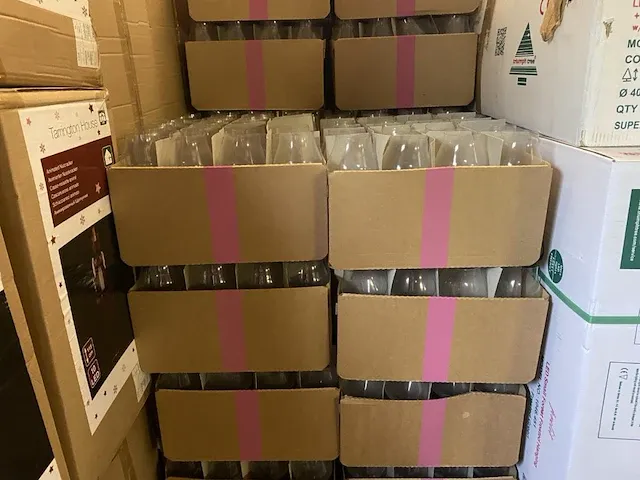 96 stuks wijnglazen royal leerdam / finesse eminence voor rode en witte wijn - afbeelding 3 van  4
