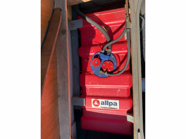 970x260 cm vetus motor sloep en trailer - afbeelding 9 van  26