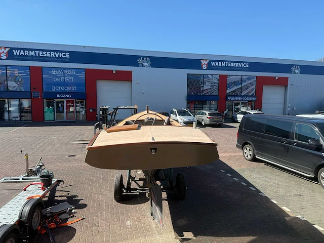 970x260 cm vetus motor sloep en trailer - afbeelding 24 van  26