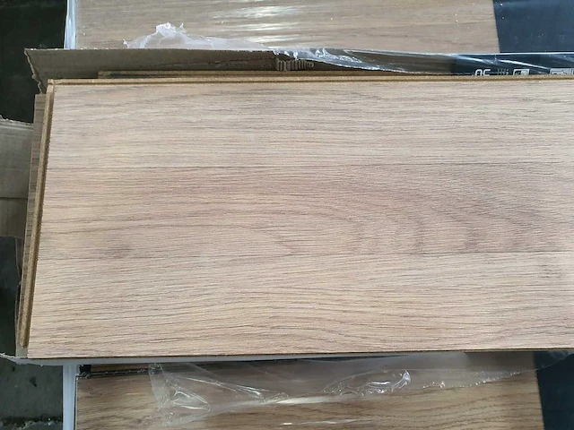 98 m2 laminaat plank - 1285 x 192 x 7 mm - afbeelding 4 van  4