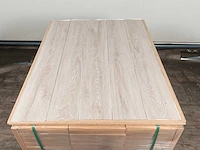 98 m2 pvc zelfklevend stroken - 1219 x 184 x 2,5 mm - afbeelding 3 van  4