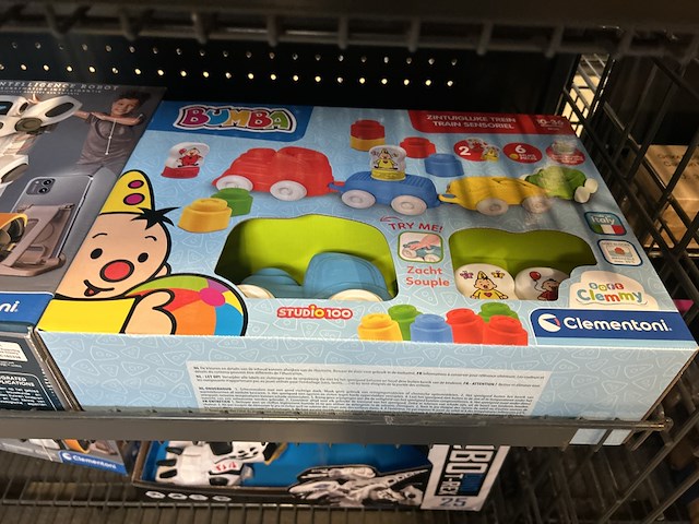 9x a-merk speelgoed w.o. airo, clementoni, wetenschap & spel - afbeelding 6 van  9