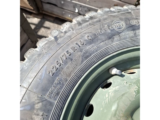 9x band op velg, o.a continental, o.a lm90 - afbeelding 4 van  9