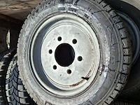 9x band op velg, o.a continental, o.a lm90 - afbeelding 6 van  9
