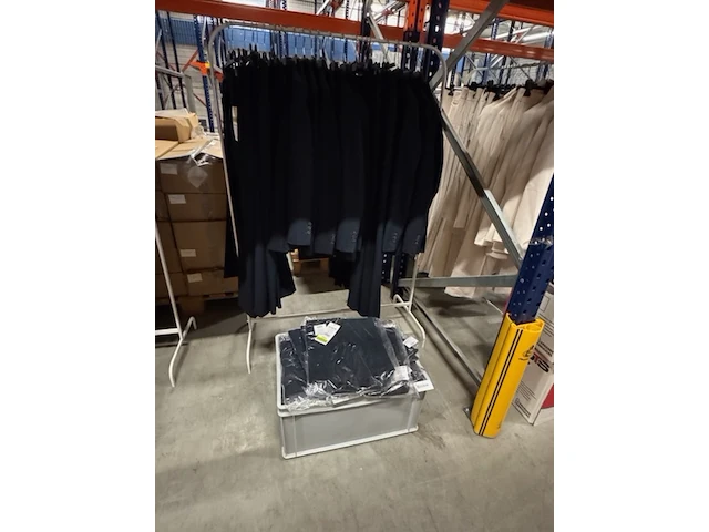 9x broek en 27x colbert, suitss me, daily food, sky captain - afbeelding 6 van  9