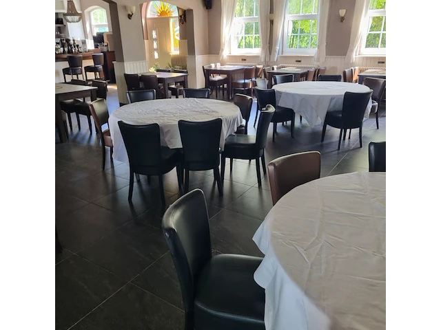 9x diner opstelling - afbeelding 1 van  13