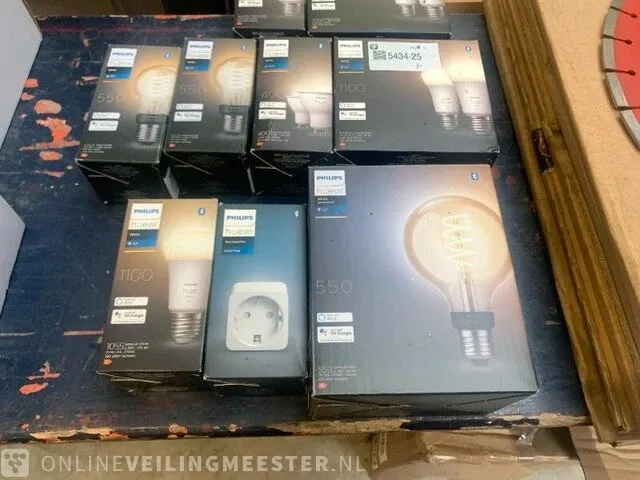 9x diverse led lampen philips hue - afbeelding 4 van  5