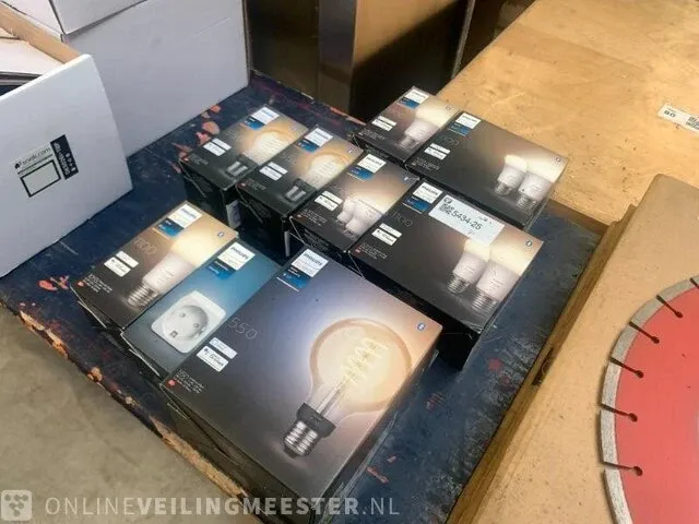 9x diverse led lampen philips hue - afbeelding 5 van  5