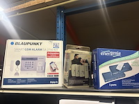 9x elektronica en gadgets w.o. ultrasport, ultranatura, slv, blaupunkt - afbeelding 2 van  8