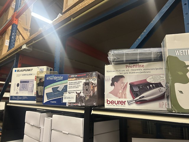 9x elektronica en gadgets w.o. ultrasport, ultranatura, slv, blaupunkt - afbeelding 8 van  8