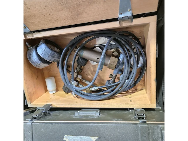 9x houten transportkist met inhoud - afbeelding 3 van  7