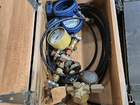 9x houten transportkist met inhoud - afbeelding 4 van  7
