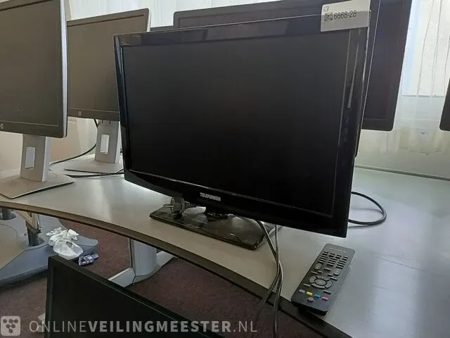 9x monitor o.a. hp - afbeelding 2 van  8