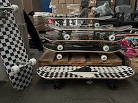 9x skateboard - afbeelding 1 van  6