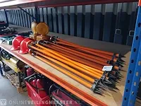 9x statief, 2x veiligheidshelm en 2x werflamp - afbeelding 2 van  7