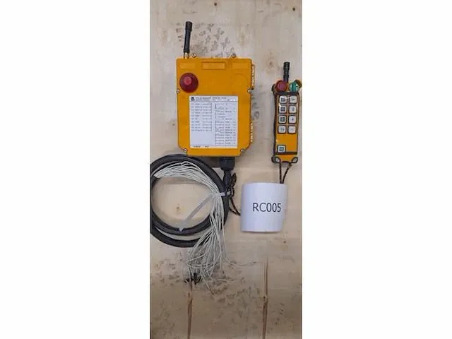 9x telecrane radiobesturingen t.b.v. bovenloopkranen / takels - afbeelding 1 van  25