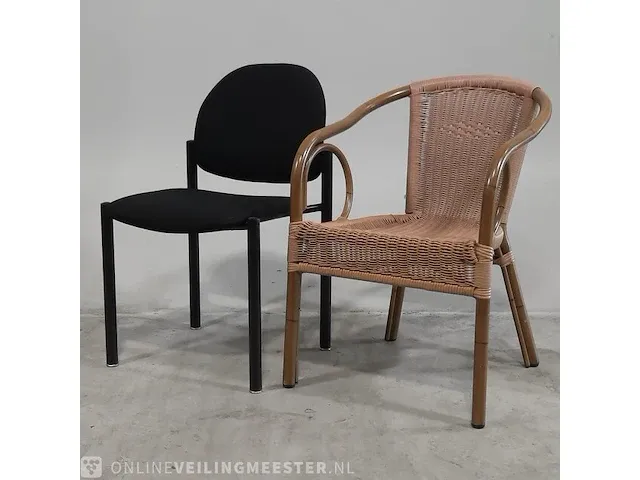 9x vergaderstoel en 4x rieten stoel o.a. van der sluis - afbeelding 1 van  5