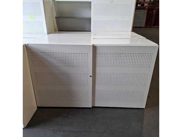 9x werkplaatskast en 1x whiteboard - afbeelding 3 van  7