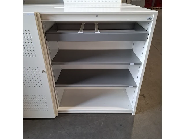 9x werkplaatskast en 1x whiteboard - afbeelding 6 van  7
