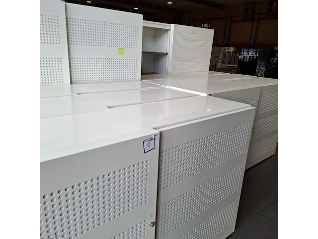 9x werkplaatskast en 1x whiteboard - afbeelding 7 van  7