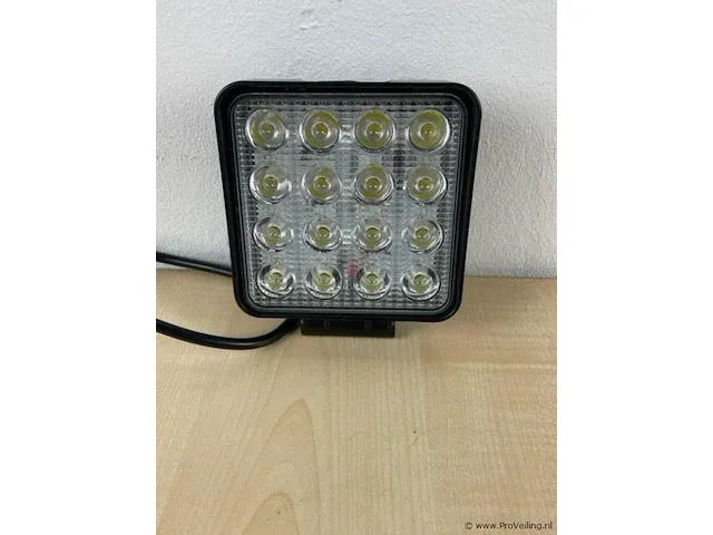 9xwerklamp voertuig - afbeelding 2 van  2