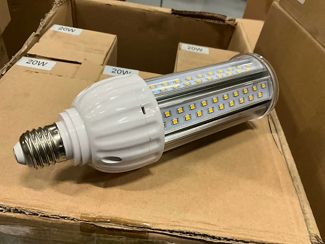 A-led cct6000k corn lamp (44x) - afbeelding 2 van  5