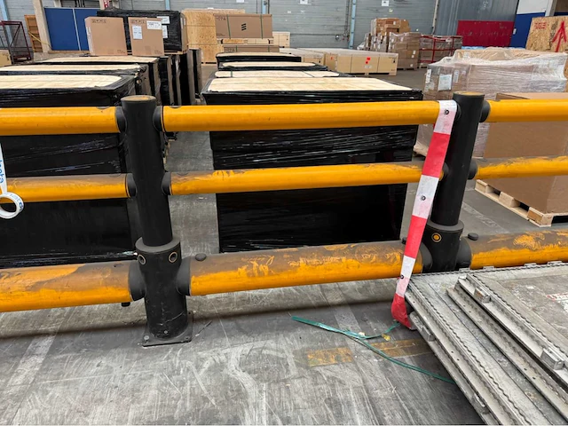 A-safe kunststof veiligheidshekwerk (84,50 mtr) - afbeelding 16 van  21