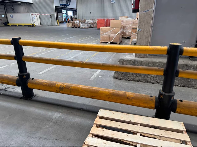 A-safe kunststof veiligheidshekwerk (84,50 mtr) - afbeelding 8 van  21