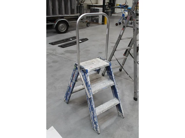 A-trap skyworks met 2x3 treden. - afbeelding 2 van  2