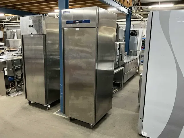 A700r bt rvs vrieskast - afbeelding 1 van  5