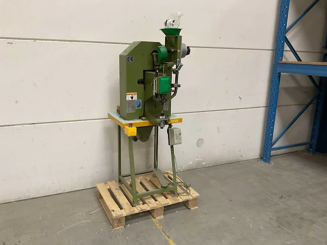 A+a schoenmakers verzamelhechtmachine - afbeelding 1 van  9