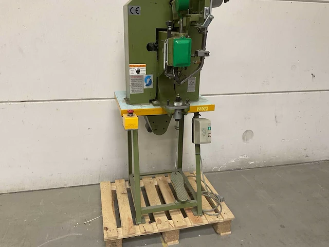 A+a schoenmakers verzamelhechtmachine - afbeelding 2 van  9