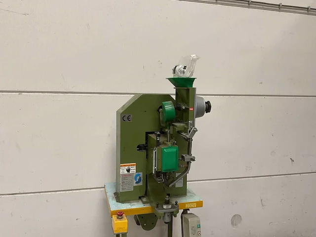 A+a schoenmakers verzamelhechtmachine - afbeelding 3 van  9