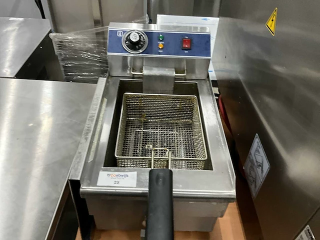 Aa115 friteuse - afbeelding 2 van  5